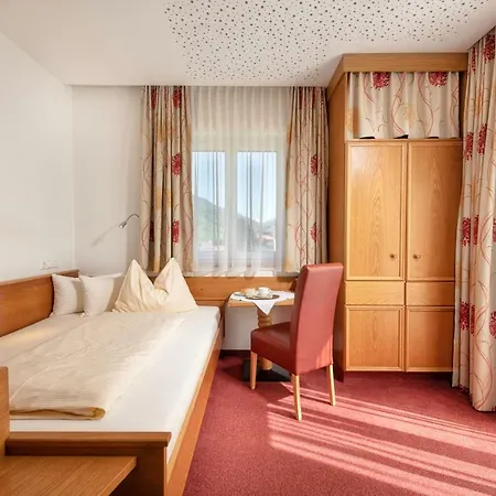 Alpenhof - New Sauna Area 巴特霍夫加施泰因